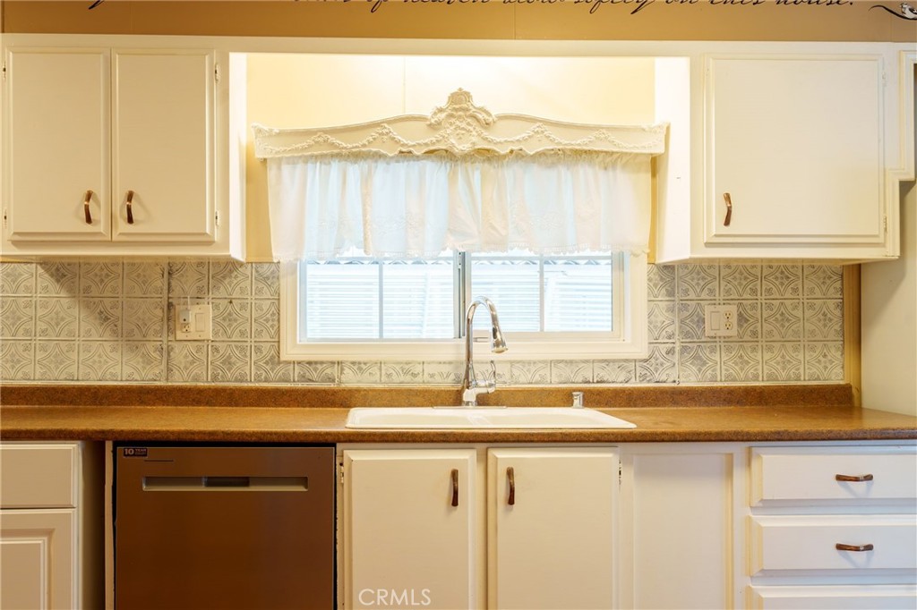 4000 Pierce Street, Unit 72 Riverside, CA 92505 - Photo 4 of 20