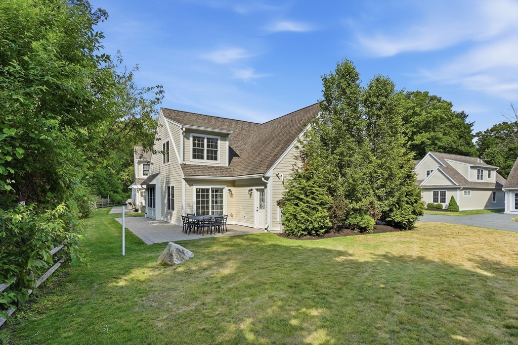 8 Cheevers Path, Unit 8 Bedford, MA 01730 - Photo 37 of 37