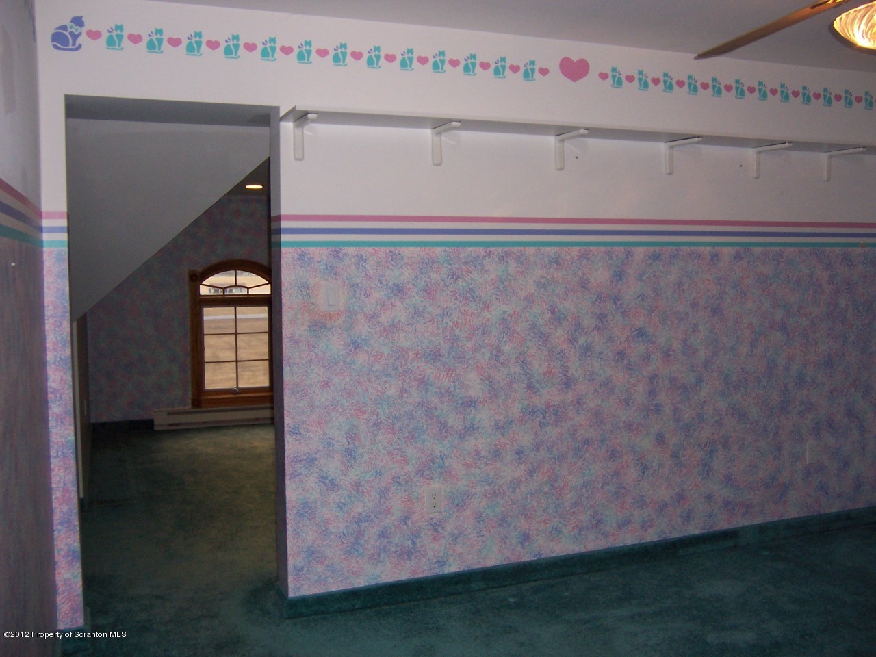 400 Alberdeen Road Mountain Top, PA 18707 - Photo 11 of 14 Teens Double Room Bedroom