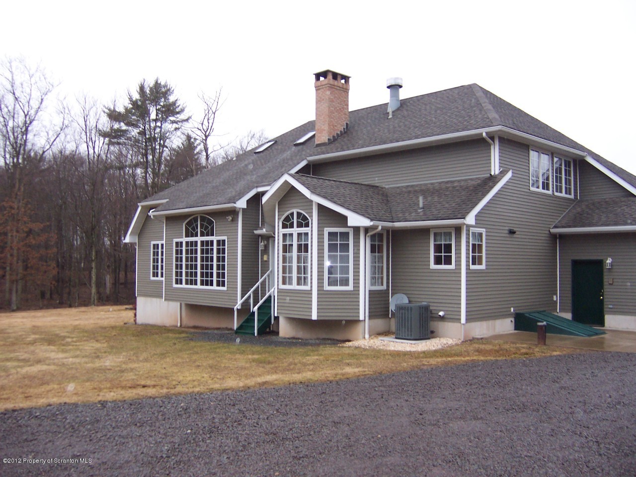 400 Alberdeen Road Mountain Top, PA 18707 - Photo 3 of 14 Rear view