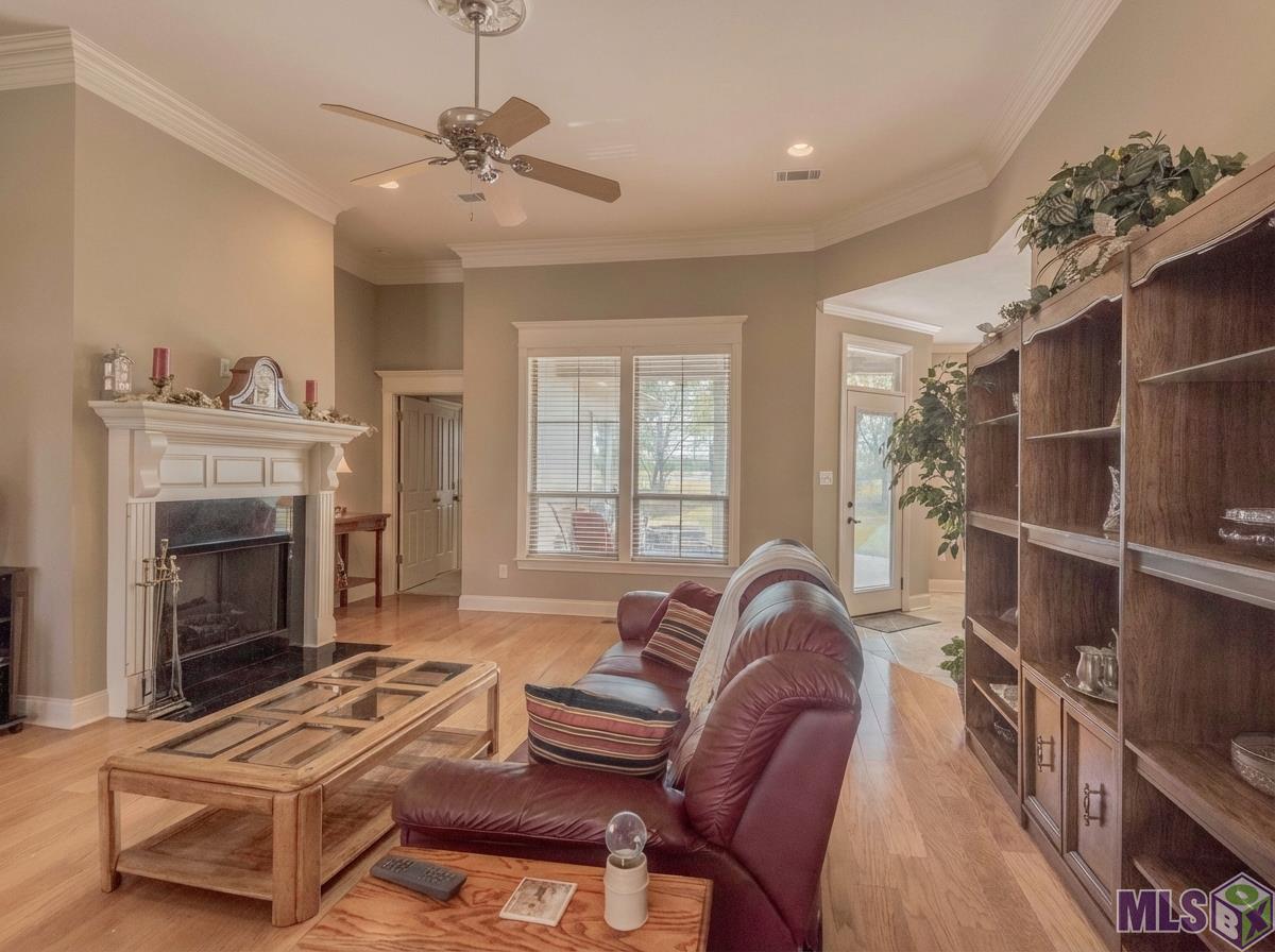10808 Hillbrook Avenue Baton Rouge, LA 70810 - Photo 5 of 20