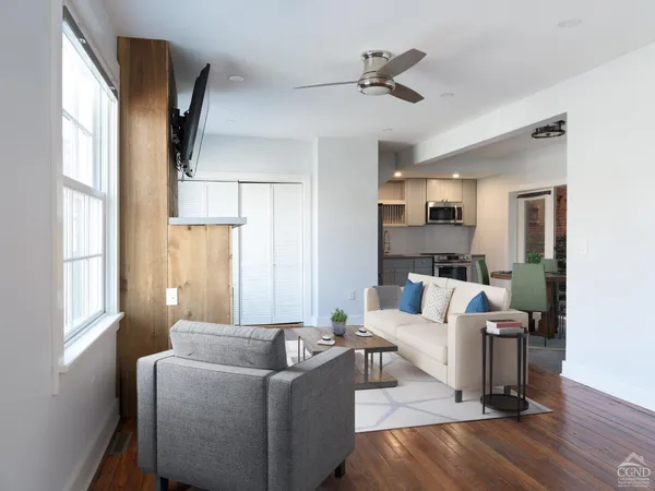 $2,800 | 34 South Front Street, Unit 1, Hudson, NY 12534