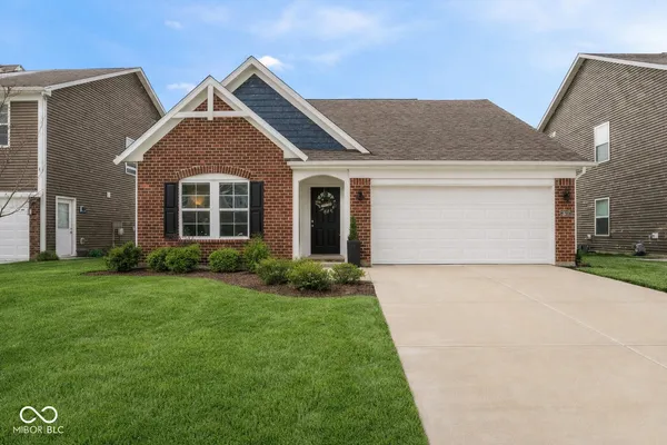 $294,900 | 5220 Arling Drive, Indianapolis, IN 46237