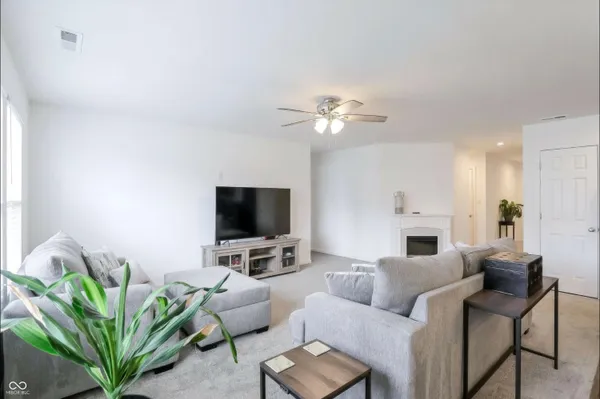 $294,900 | 5220 Arling Drive, Indianapolis, IN 46237