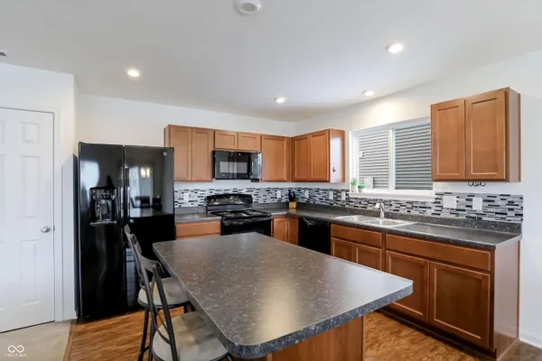 $294,900 | 5220 Arling Drive, Indianapolis, IN 46237