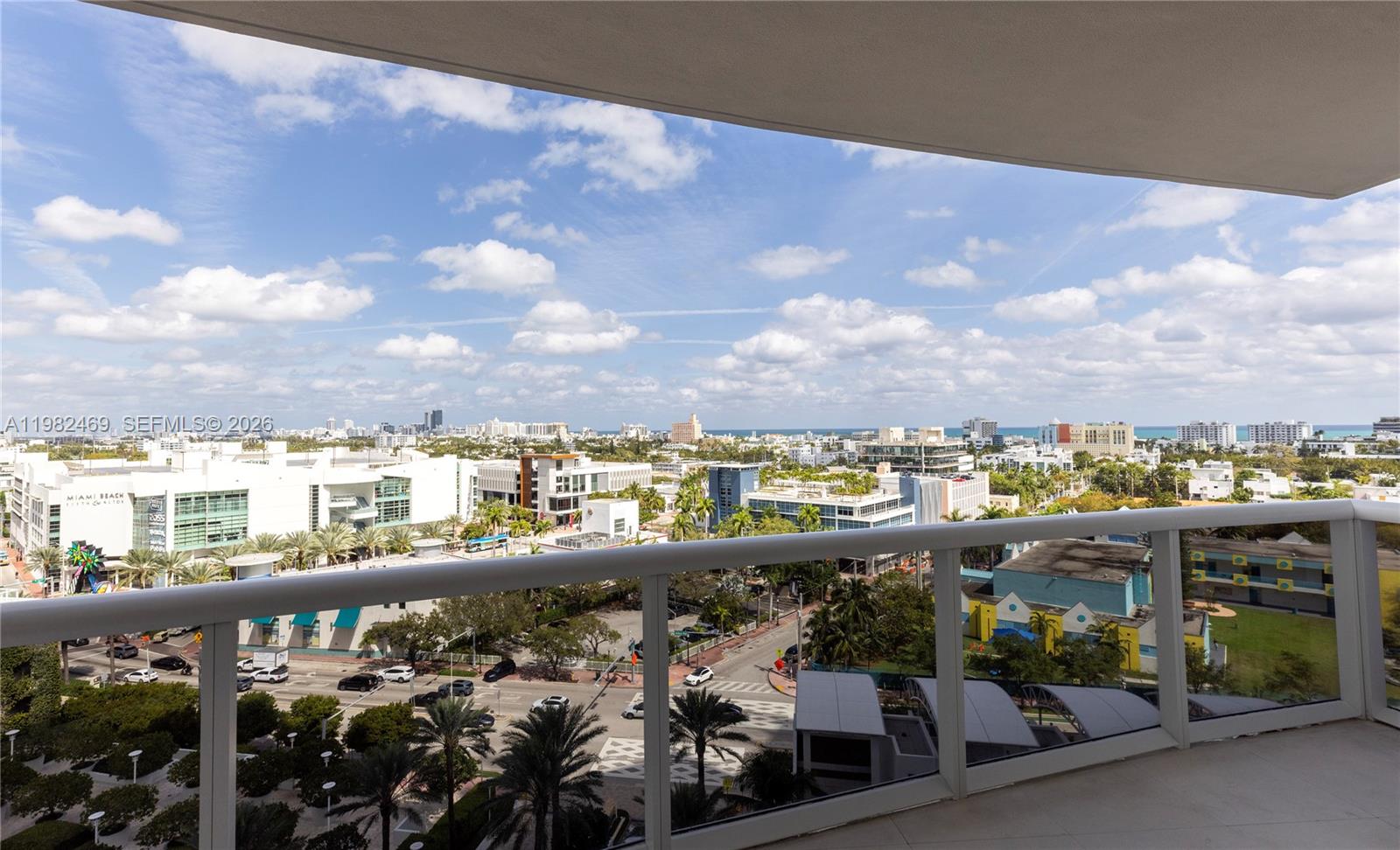 400 Alton Road, Unit 1102 Miami Beach, FL 33139 - Photo 18 of 33