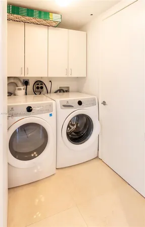 $13,000 | 400 Alton Road, Unit 1102, Miami Beach, FL 33139