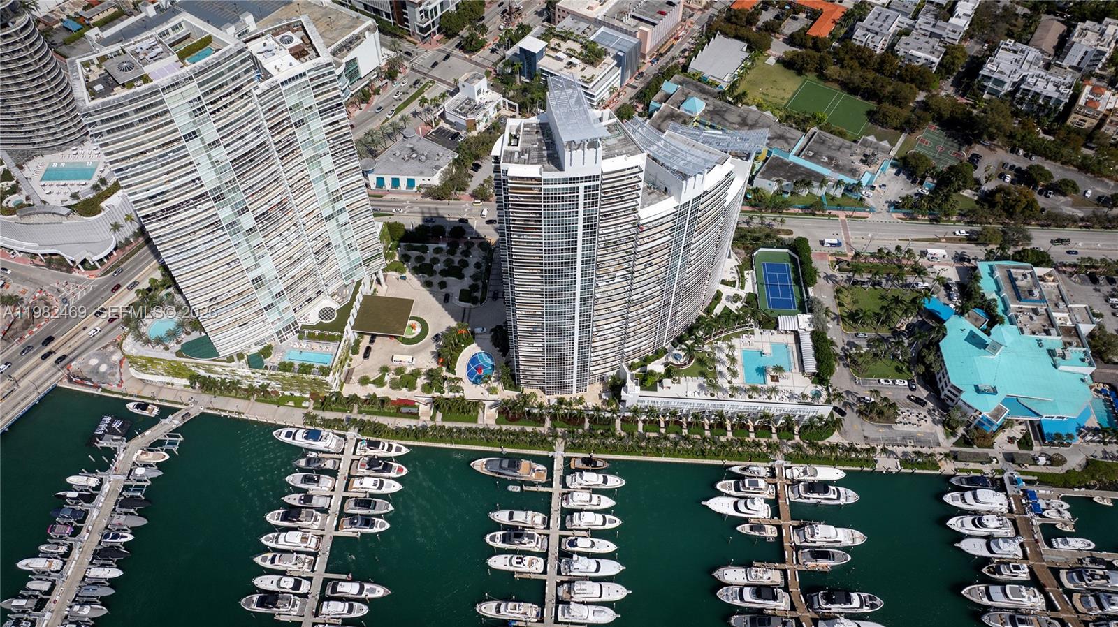 400 Alton Road, Unit 1102 Miami Beach, FL 33139 - Photo 28 of 33