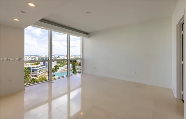 $13,000 | 400 Alton Road, Unit 1102, Miami Beach, FL 33139