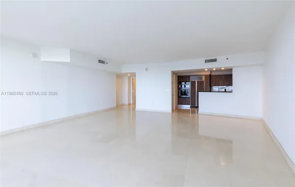 $13,000 | 400 Alton Road, Unit 1102, Miami Beach, FL 33139