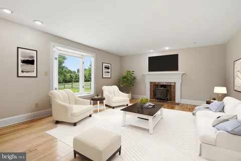 $725,000 | 1203 Delpa Drive, Newark, DE 19711