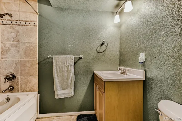 $799,999 | 8055 West 95th Way, Broomfield, CO 80021