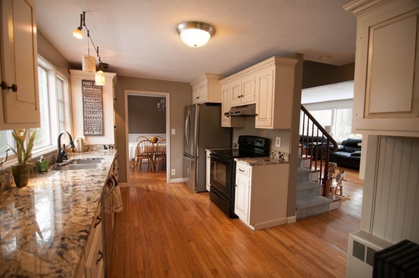 31 Putnam Road Holden, MA 01520 - Photo 3 of 30 Gallery Image 3
