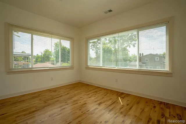 $185,000 | 163 Moss Street, Highland Park, MI 48203