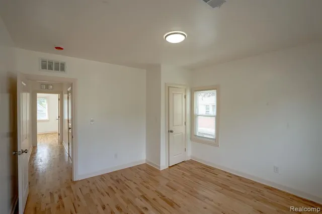 $185,000 | 163 Moss Street, Highland Park, MI 48203