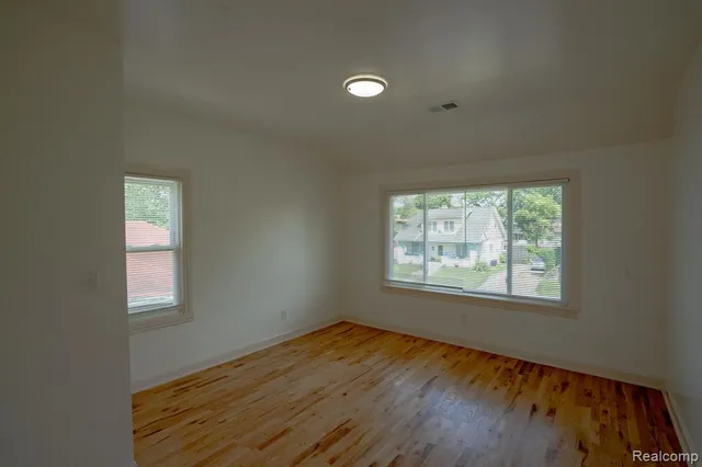 $185,000 | 163 Moss Street, Highland Park, MI 48203