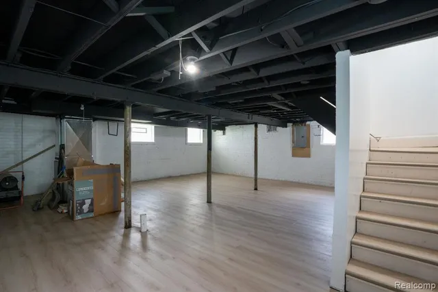 $185,000 | 163 Moss Street, Highland Park, MI 48203