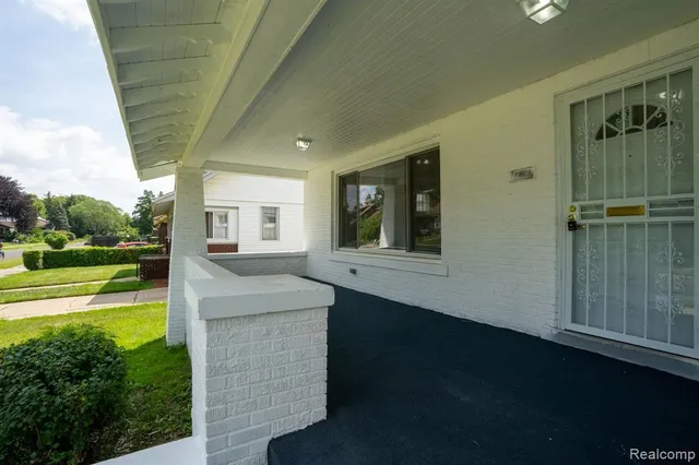 $185,000 | 163 Moss Street, Highland Park, MI 48203