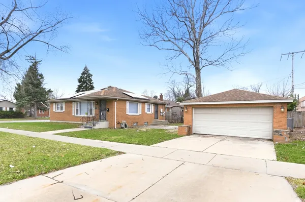 $274,900 | 796 East 163rd Street, South Holland, IL 60473