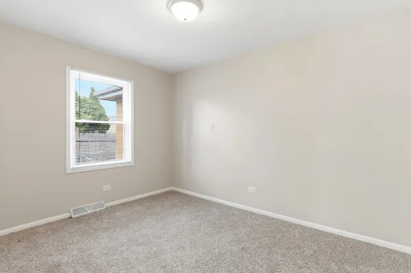 $267,500 | 796 East 163rd Street, South Holland, IL 60473