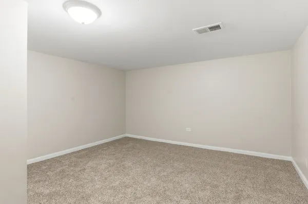 $267,500 | 796 East 163rd Street, South Holland, IL 60473