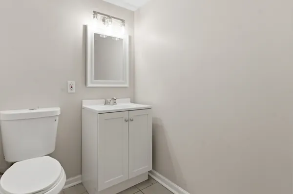 $267,500 | 796 East 163rd Street, South Holland, IL 60473