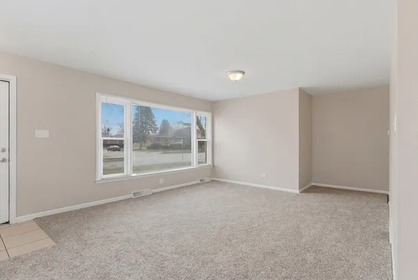 $267,500 | 796 East 163rd Street, South Holland, IL 60473