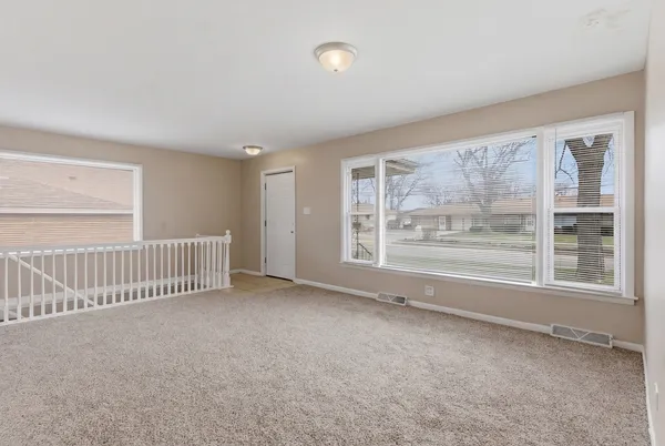 $267,500 | 796 East 163rd Street, South Holland, IL 60473