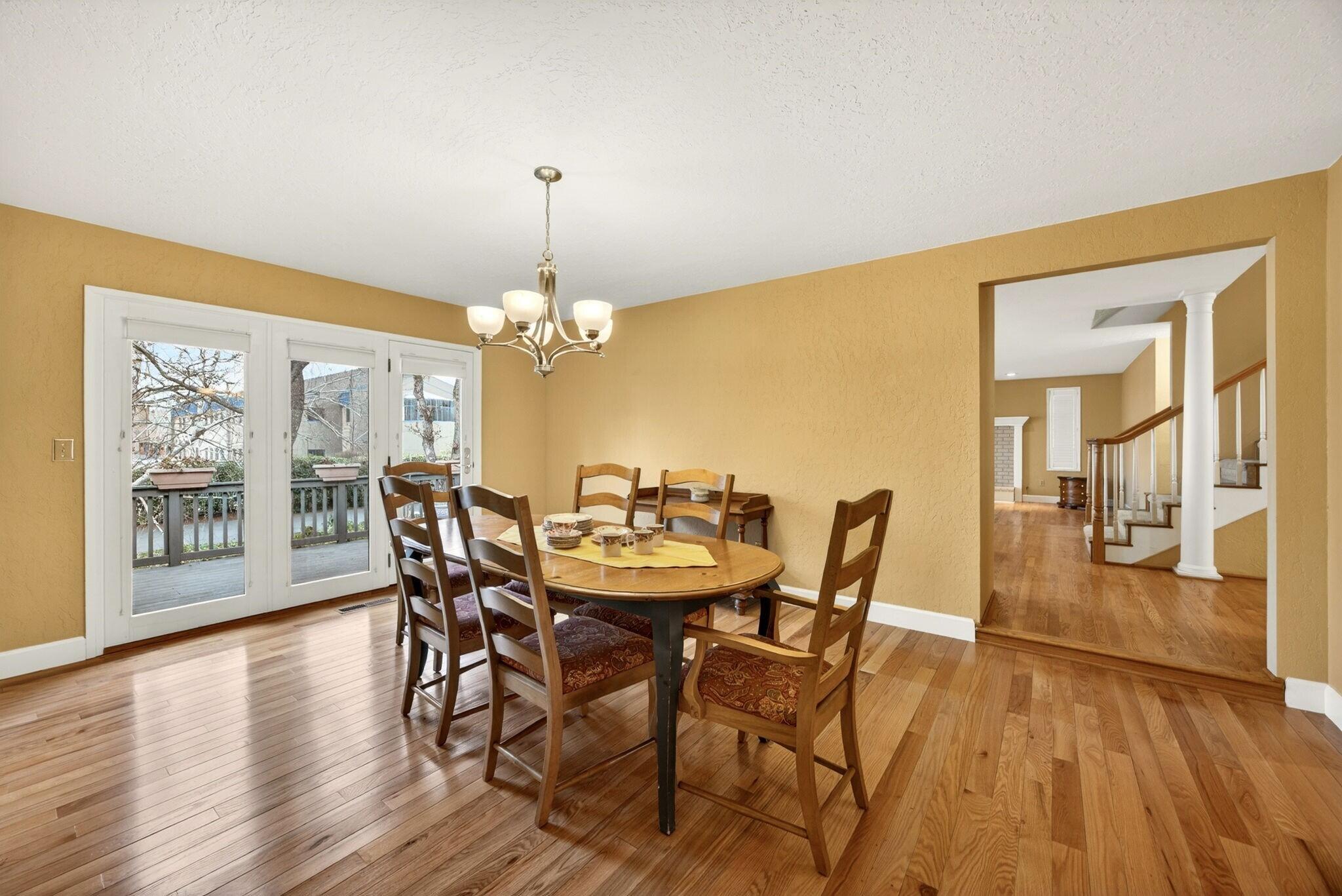 2585 Freedom Way Medford, OR 97504 - Photo 18 of 66