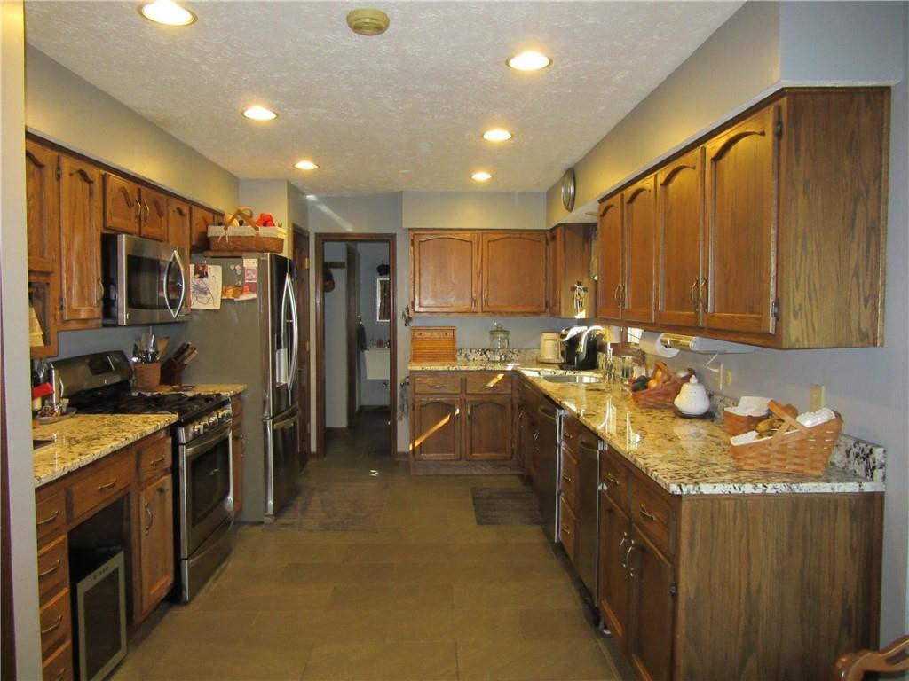8809 Winding Ridge Road Indianapolis, IN 46217 - Photo 32 of 60 Gallery Image 32