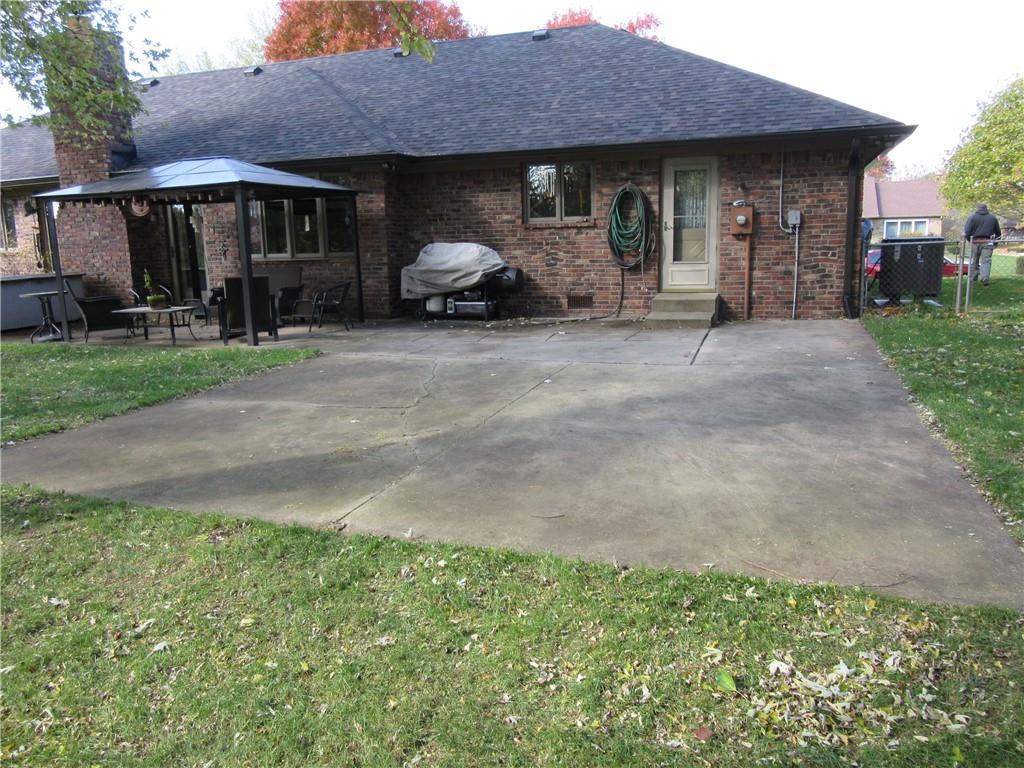 8809 Winding Ridge Road Indianapolis, IN 46217 - Photo 7 of 60 Gallery Image 7