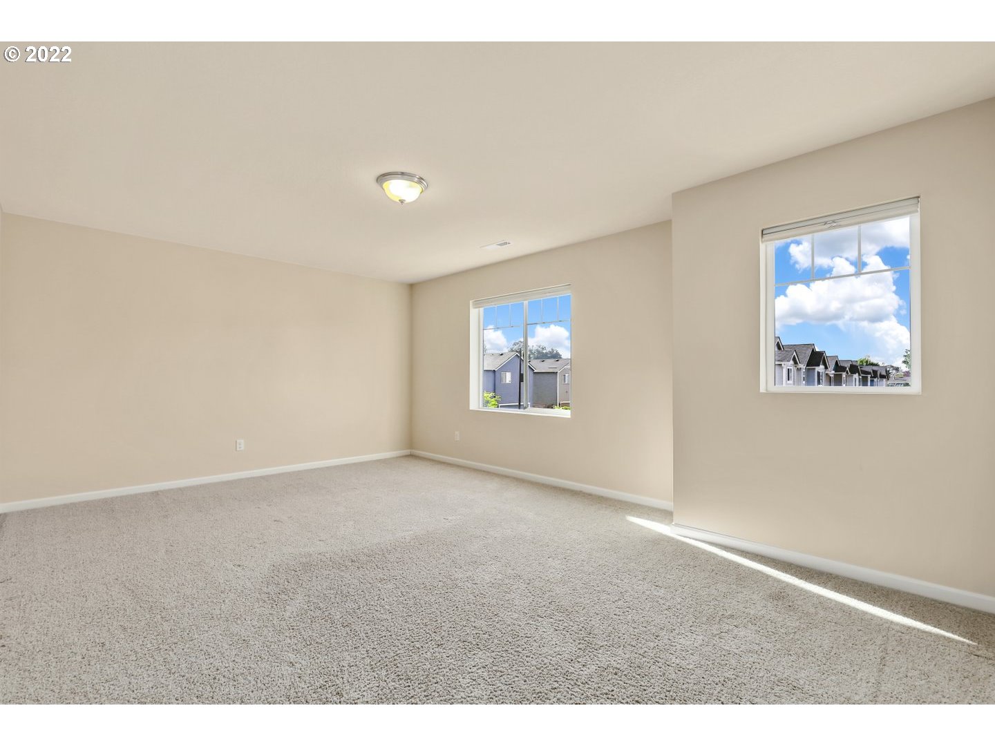 8637 Southwest Schmidt Loop Tigard, OR 97224 - Photo 24 of 32 Gallery Image 24