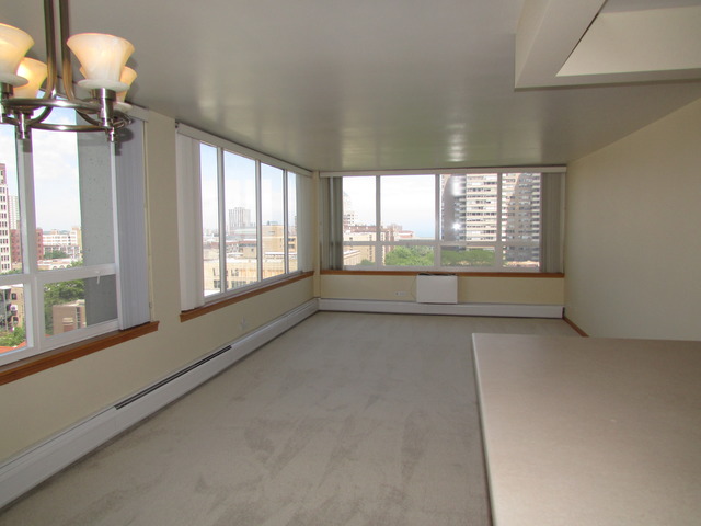 6171 North Sheridan Road, Unit 1001 Chicago, IL 60660 - Photo 4 of 12