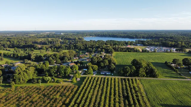 $537,000 | 44702 B 56th Avenue, Paw Paw, MI 49079