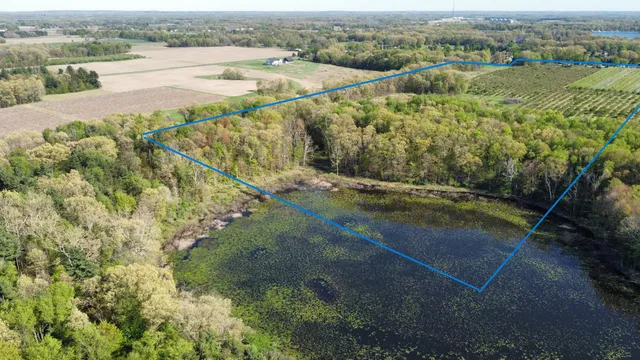 $537,000 | 44702 B 56th Avenue, Paw Paw, MI 49079