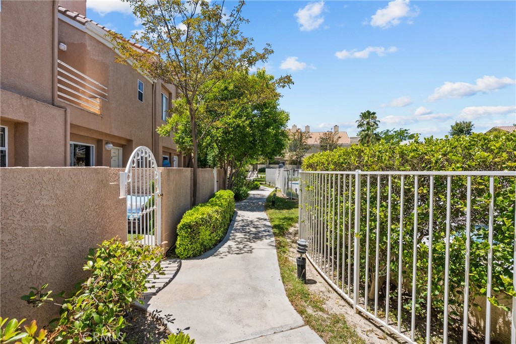 25511 Schubert Circle, Unit 142B Stevenson Ranch, CA 91381 - Photo 35 of 47