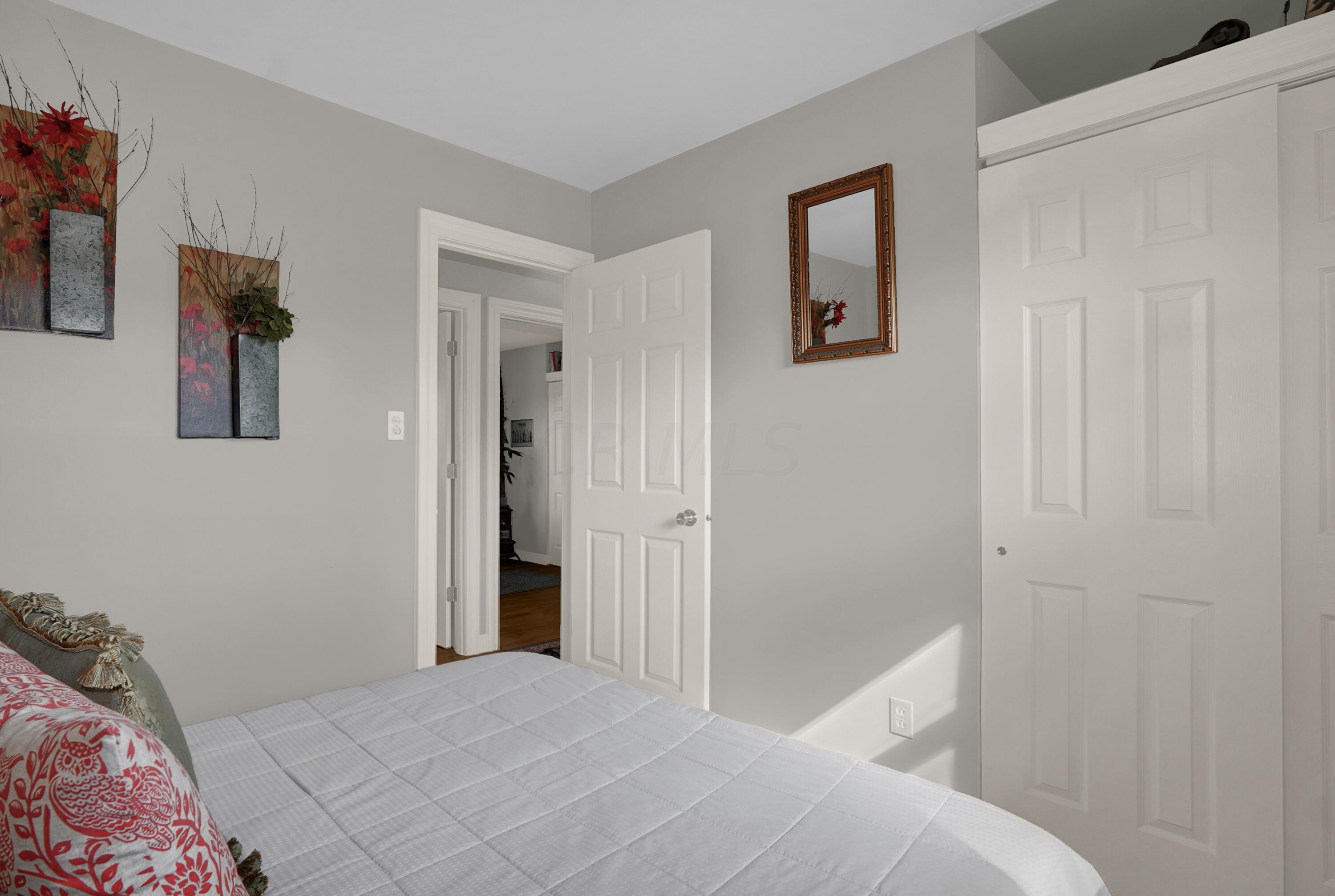 3738 Atkinson Road Columbus, OH 43232 - Photo 24 of 34 DSC09898