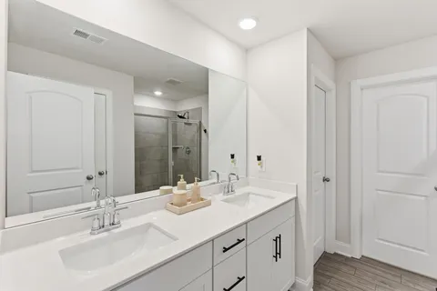 $485,000 | 4432 Skyridge Drive, Nashville, TN 37207