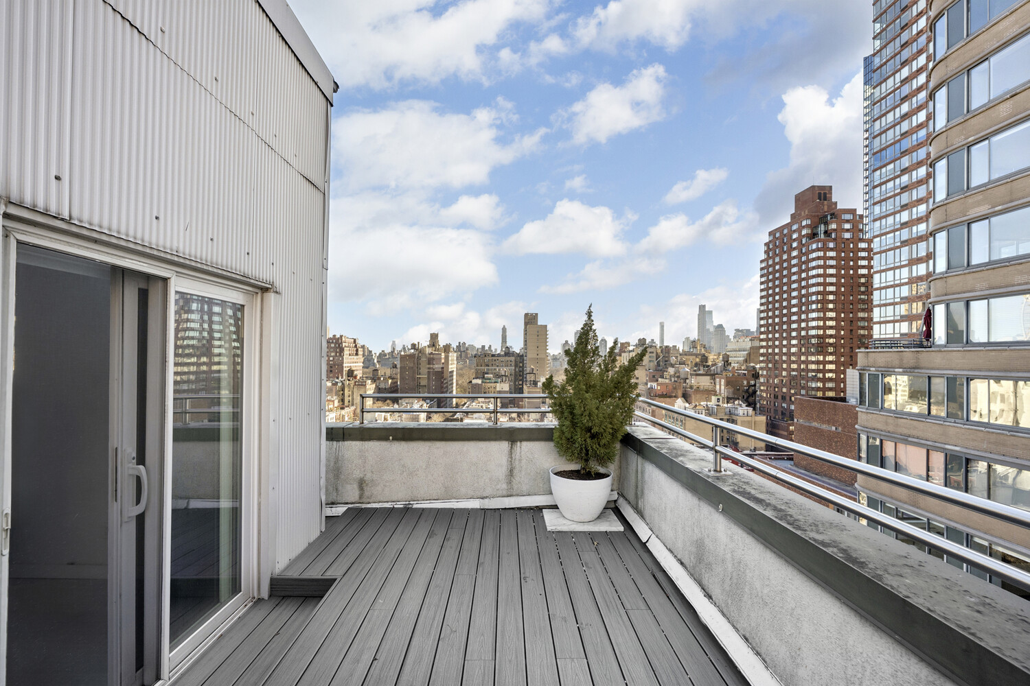 140 West 69th Street, Unit PH1 Manhattan, NY 10023 - Photo 6 of 9 a view of balcony with city view