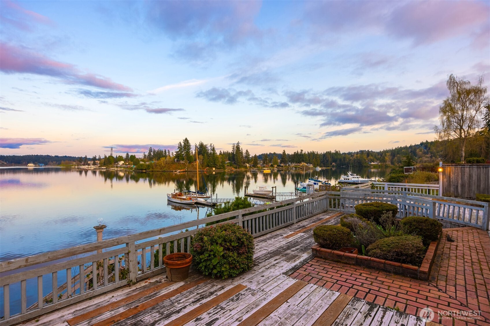 15762 Virginia Point Road Northeast Poulsbo, WA 98370 - Photo 14 of 26 Gallery Image 14