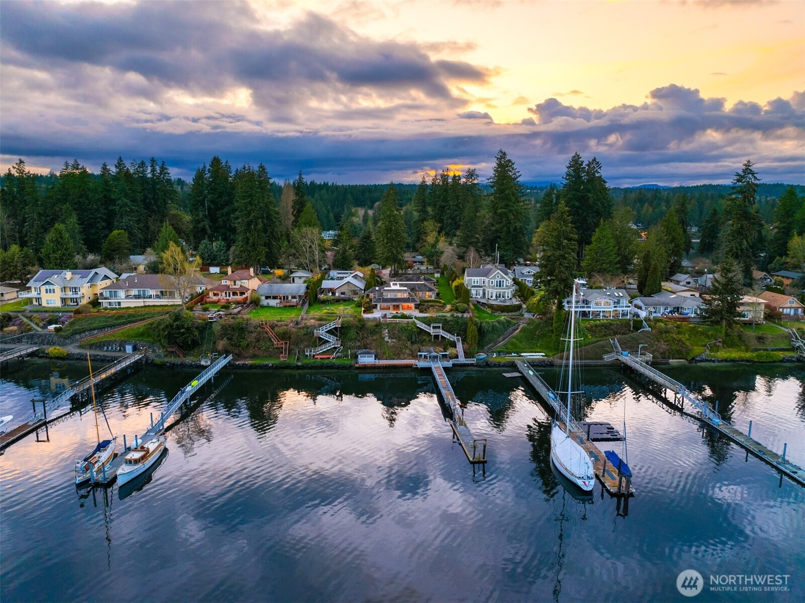 15762 Virginia Point Road Northeast Poulsbo, WA 98370 - Photo 19 of 26 Gallery Image 19