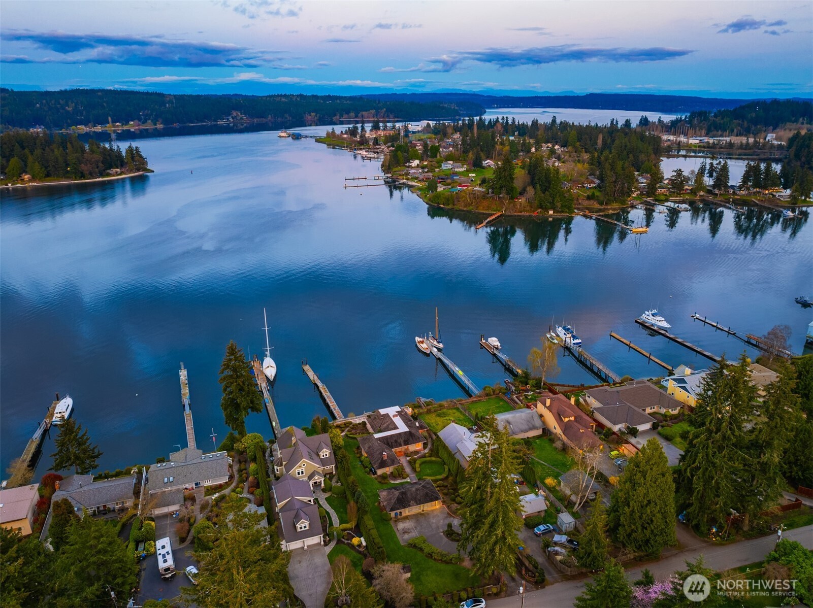 15762 Virginia Point Road Northeast Poulsbo, WA 98370 - Photo 24 of 26 Gallery Image 24