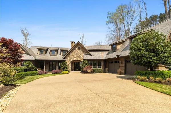 $6,575,000 | 195 Village View Drive, Sunset, SC 29685