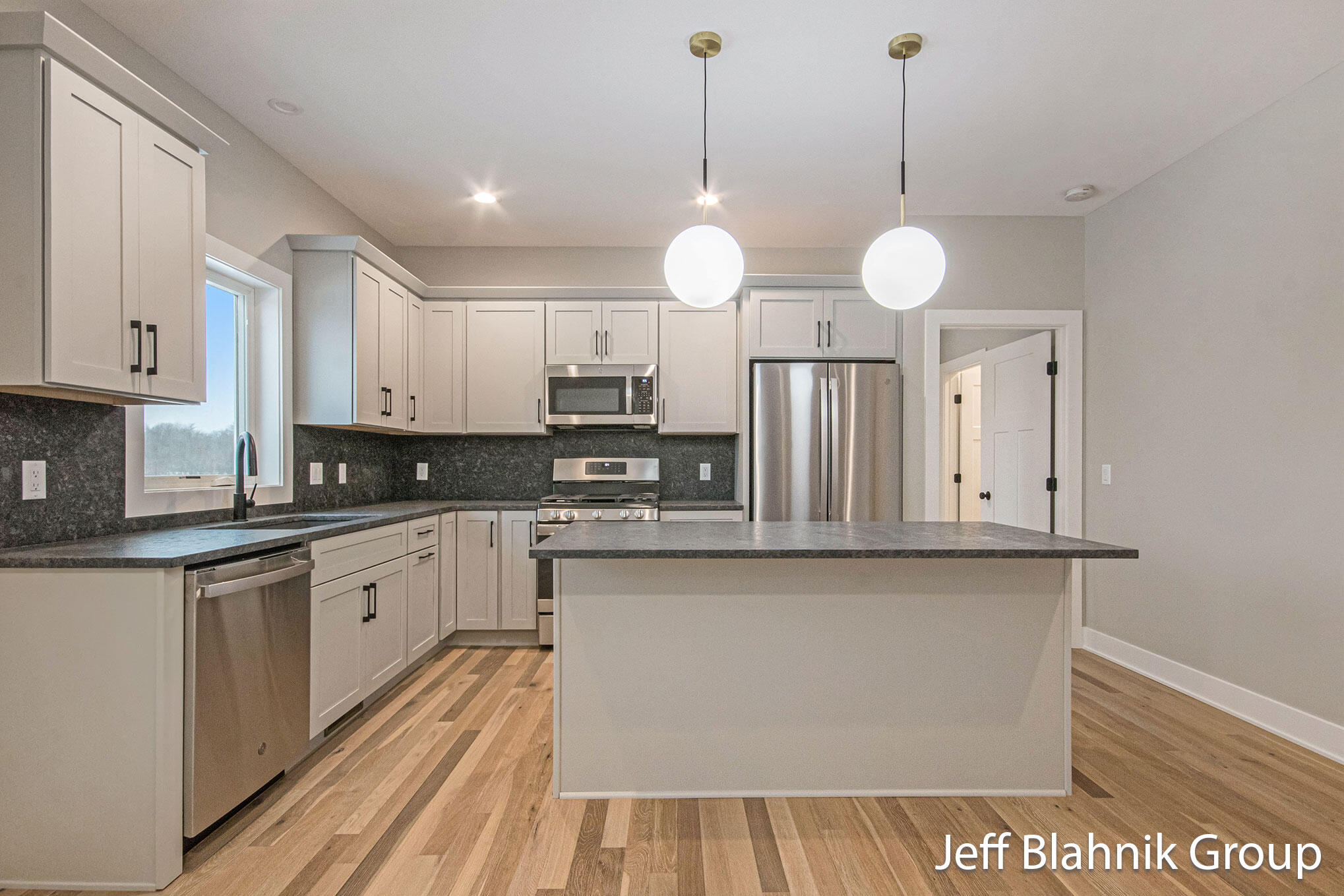 3760 Jason Ridge Lane Southwest Grand Rapids, MI 49534 - Photo 14 of 35 3760 Jason Ridge