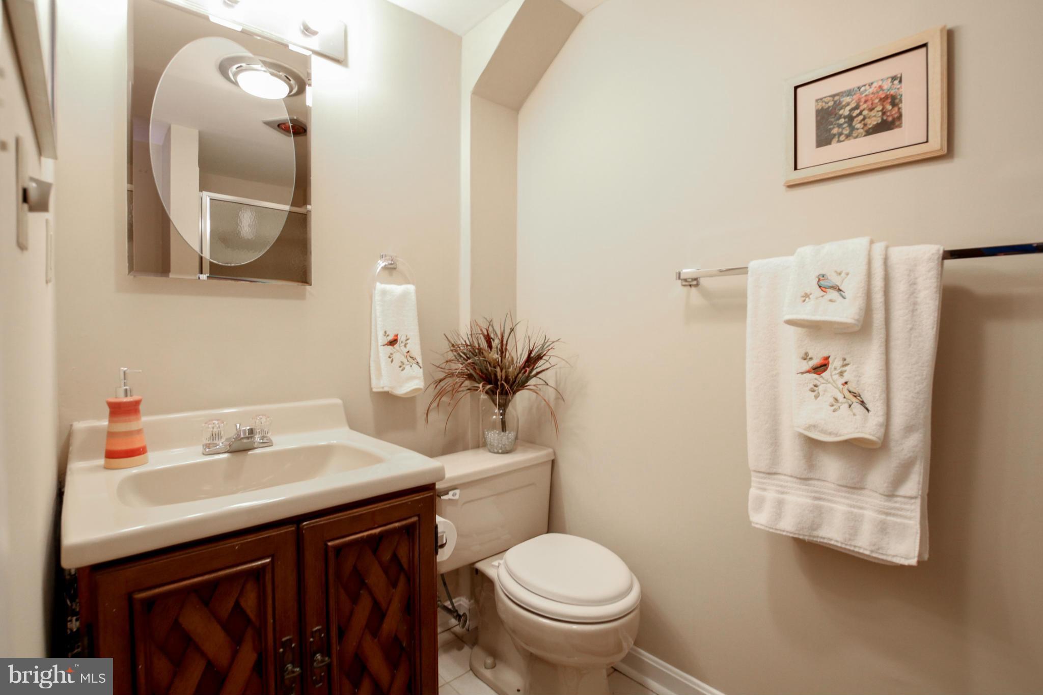11 Stone Ridge Court, Unit 6 Baltimore, MD 21239 - Photo 23 of 30 Bath