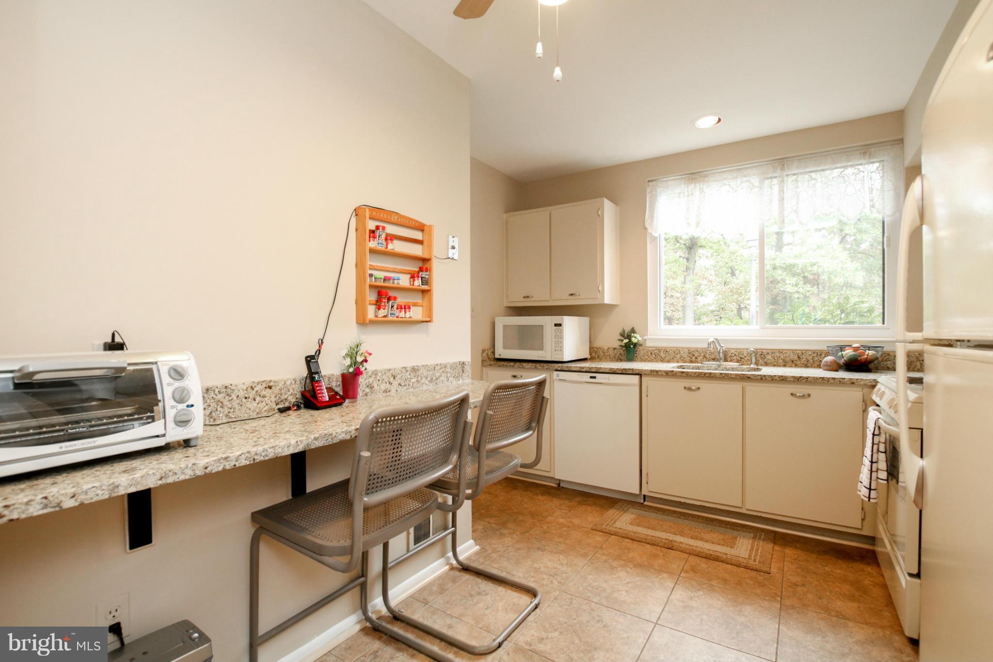 11 Stone Ridge Court, Unit 6 Baltimore, MD 21239 - Photo 7 of 30 Kitchen