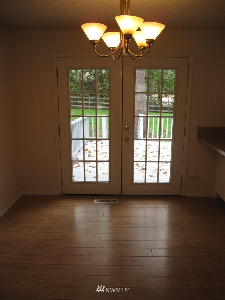20632 Southeast 159th Street Renton, WA 98059 - Photo 3 of 8 Gallery Image 3
