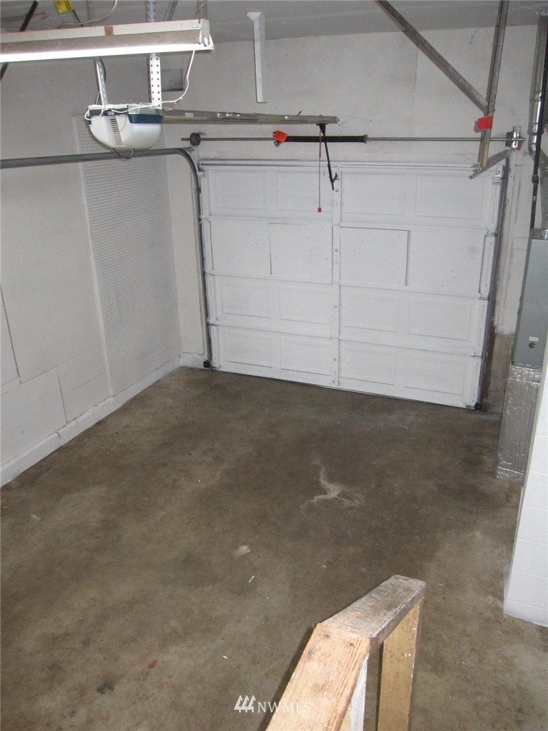 20632 Southeast 159th Street Renton, WA 98059 - Photo 8 of 8 Gallery Image 8