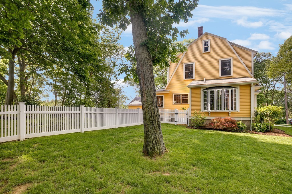 4 Rangeley Ridge Winchester, MA 01890 - Photo 18 of 24