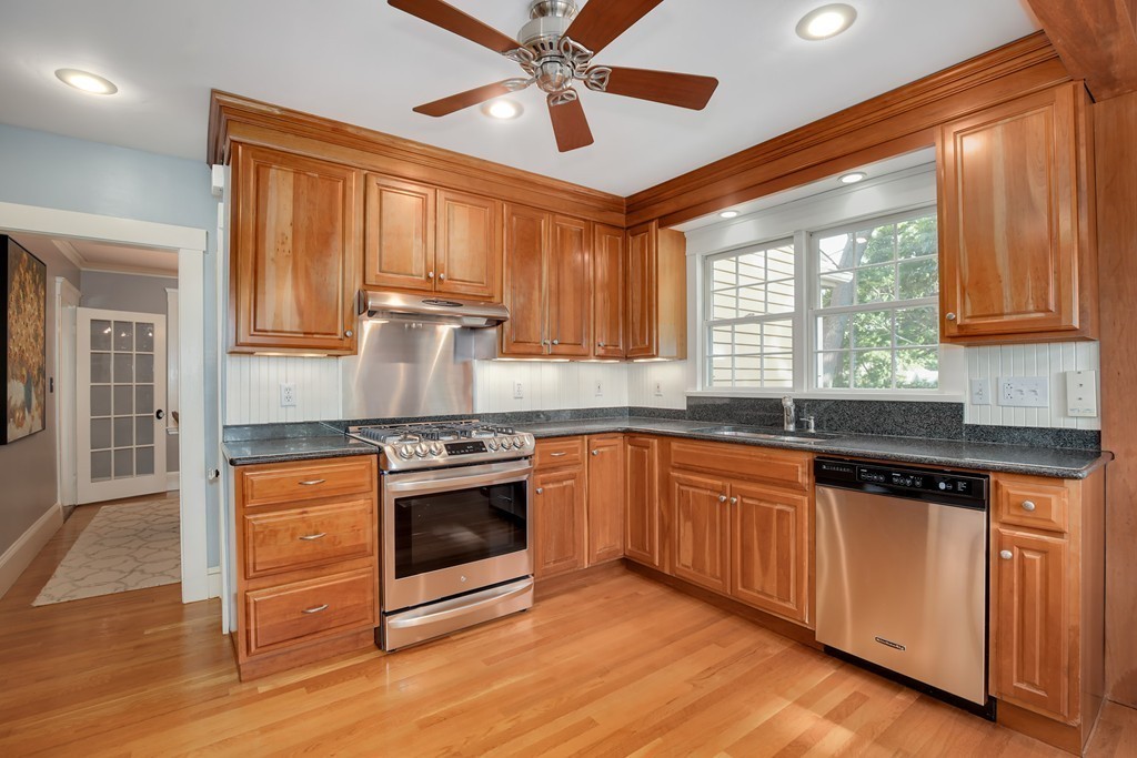 4 Rangeley Ridge Winchester, MA 01890 - Photo 6 of 24